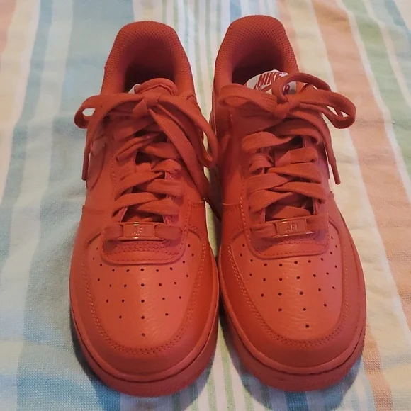 Womens Nike Air Force 1 Low '07 - Picture 2 of 4